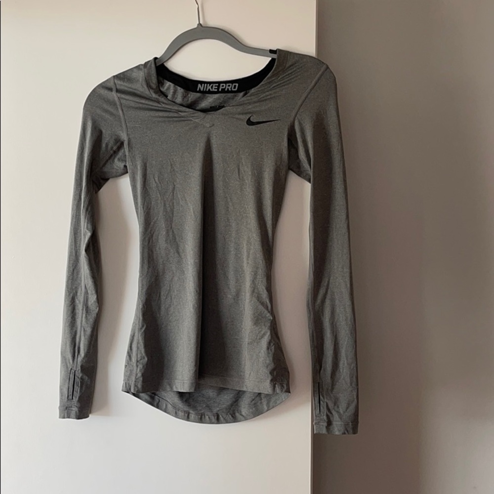 Nike gray athletic tee